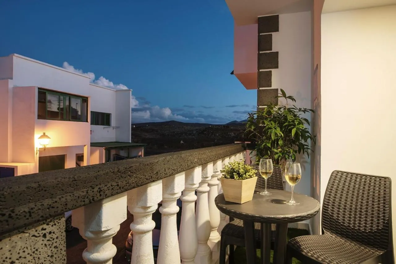 La Santa Apartment  La Santa